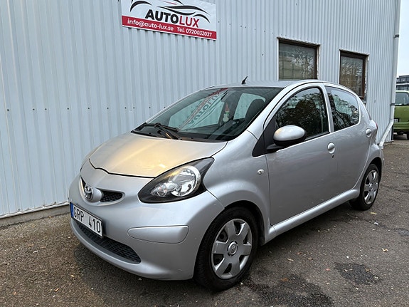 Toyota Aygo 2 of 14