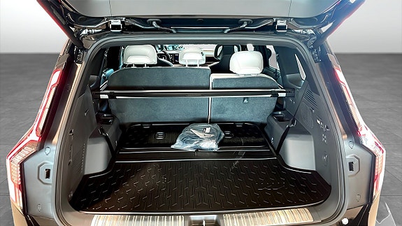 Kia EV9 7 of 13