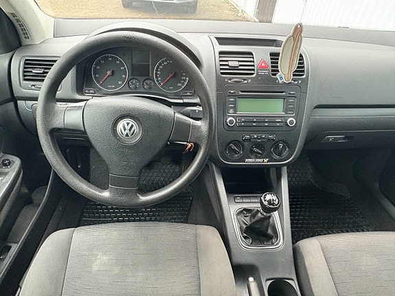 Volkswagen Golf V 13 of 14