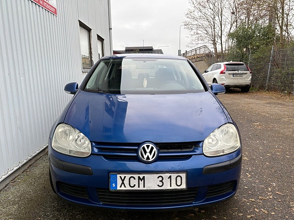 Volkswagen Golf V 3 of 14