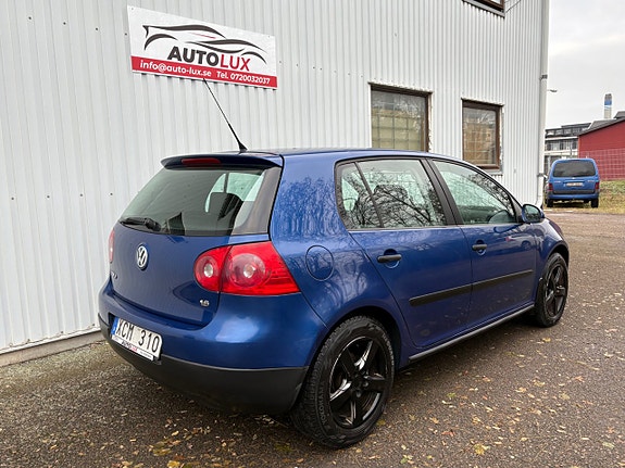 Volkswagen Golf V 6 of 14