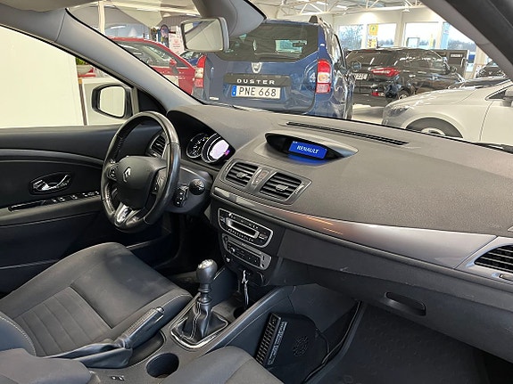 Renault Megane 5 of 8