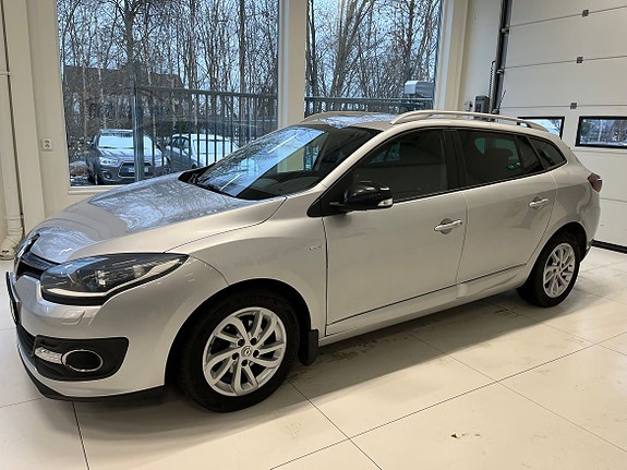 Renault Megane 2 of 8
