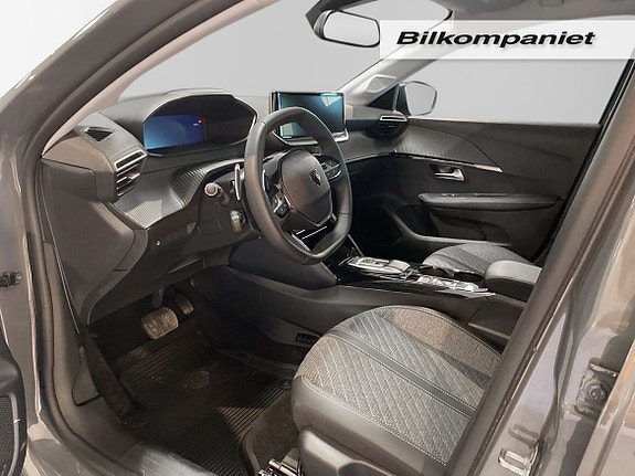 Peugeot 208 7 of 11