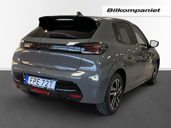 Peugeot 208 4 of 5