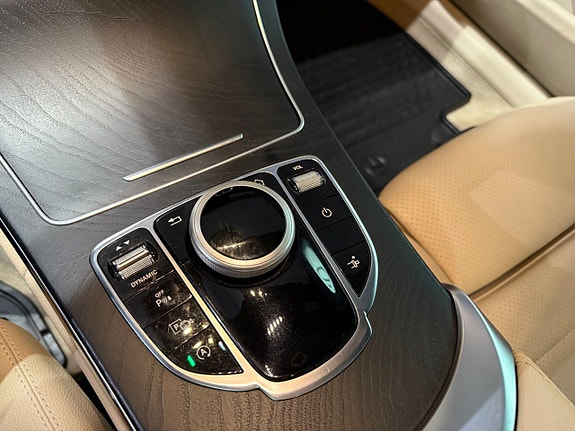 Mercedes-Benz C220 d 7 of 18