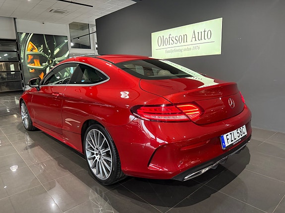 Mercedes-Benz C220 d 4 of 18