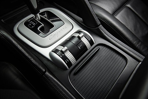 Porsche Cayenne Turbo 20 of 30