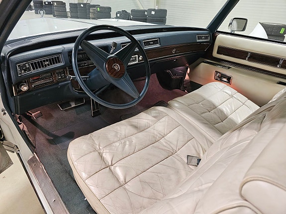 Cadillac Eldorado 5 of 5