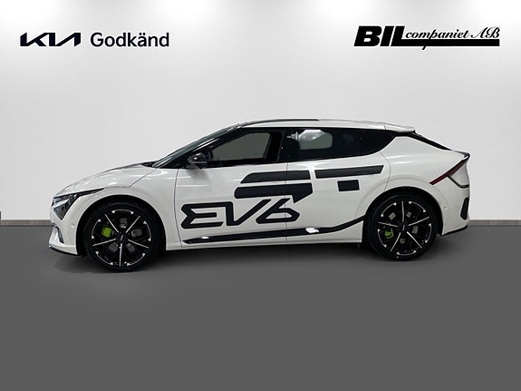 Kia EV6 4 of 5