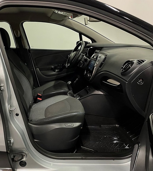 Renault Captur 10 of 13