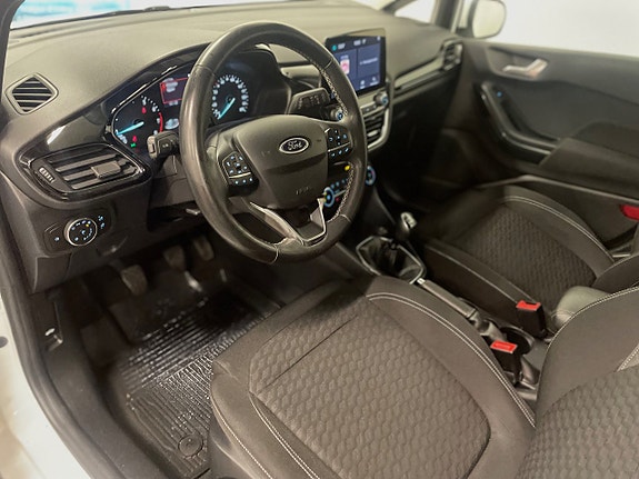 Ford Fiesta 6 of 12