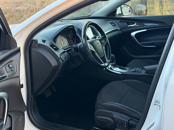 Opel Insignia Country Tourer 6 of 8