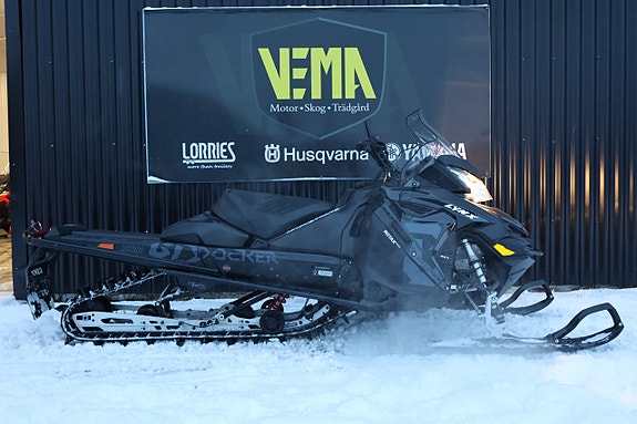 Lynx BOONDOCKER 3700 600 E-TEC NÄRA NYSKICK -18