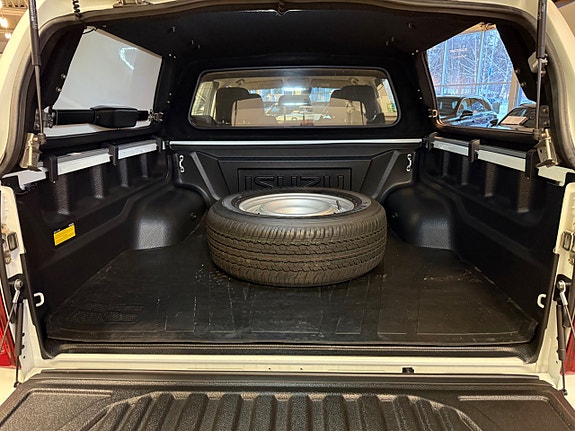 Isuzu D-max 5 of 5