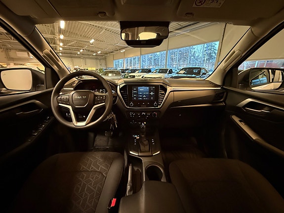 Isuzu D-max 11 of 16