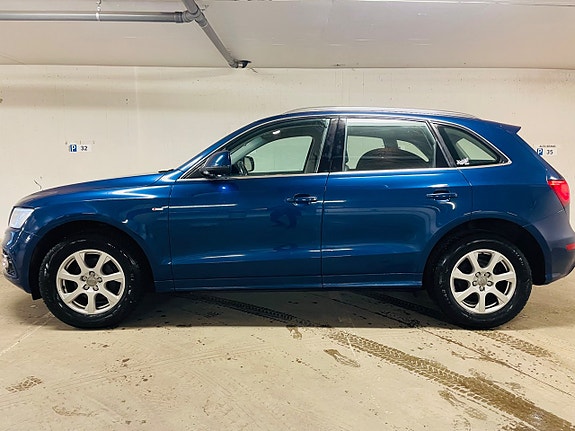 Audi Q5 2 of 5