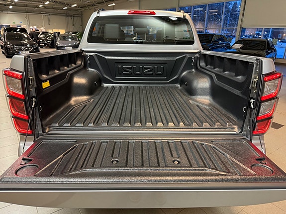 Isuzu D-max 6 of 15