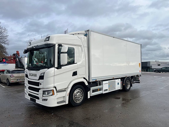 Scania P320 4x2 Kyl/Frysbil, Korridorbil *5000 Mil* MKT FIN