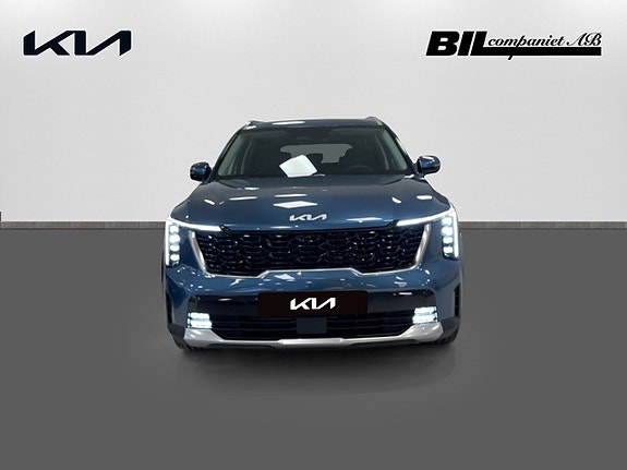 Kia Sorento 2 of 5