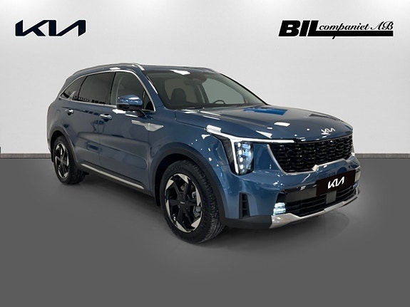 Kia Sorento 3 of 5