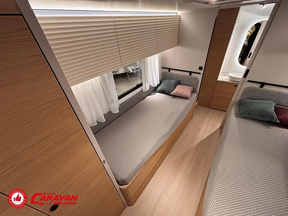 Adria ADORA 663 UT 16 of 27