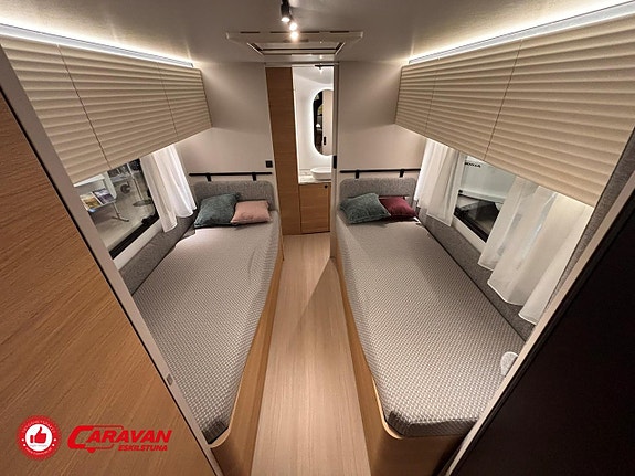 Adria ADORA 663 UT 15 of 27