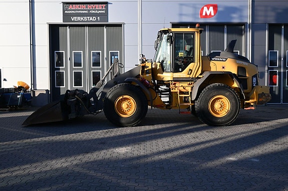 Volvo L90H 1.225.000kr ex m