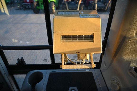 Volvo L90H 27 of 30