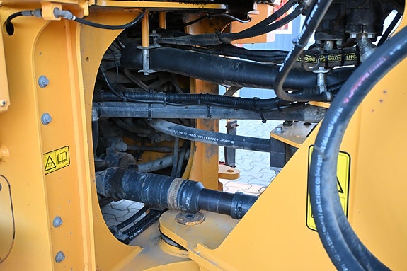 Volvo L90H 12 of 30