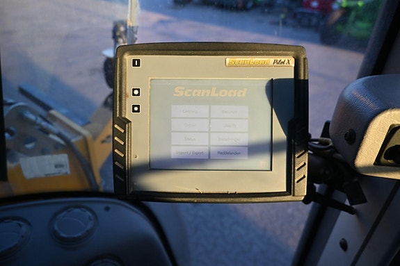 Volvo L90H 26 of 30