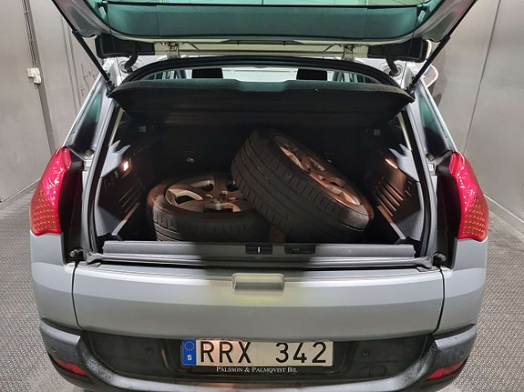 Peugeot 3008 5 of 5