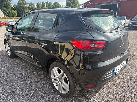 Renault Clio 4 of 9