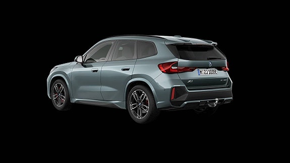 BMW X1 3 of 5