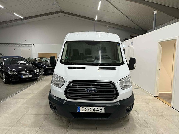 Ford Transit 2 of 5