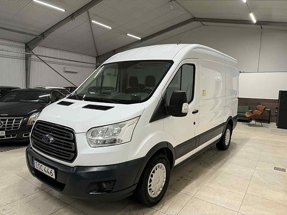 Ford Transit 3 of 5