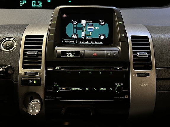 Toyota Prius 21 of 24