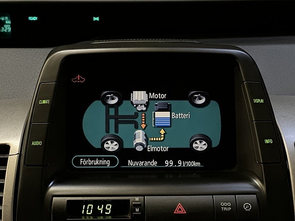 Toyota Prius 22 of 24