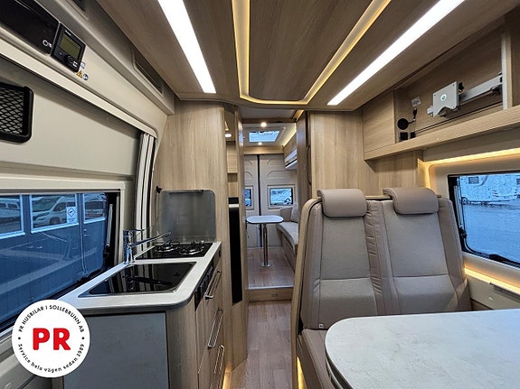 Dreamer Living Van 4 of 11