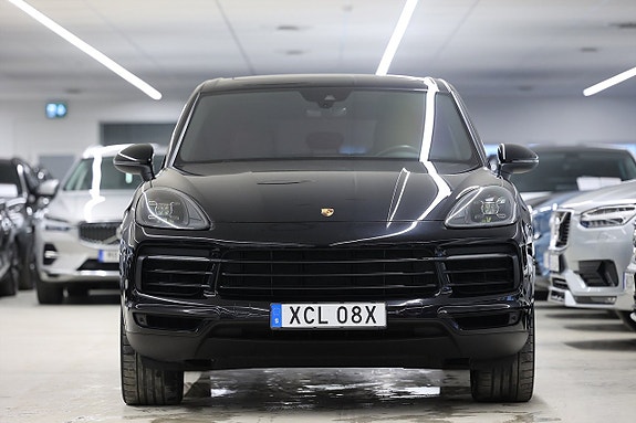 Porsche Cayenne 6 of 30