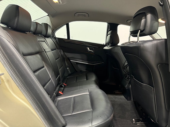 Mercedes-Benz E200 7 of 16