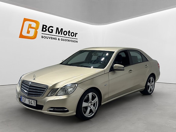 Mercedes-Benz E200 9 of 21