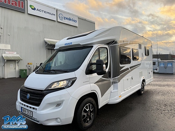Knaus L!ve Wave 700