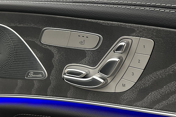 Mercedes-Benz CLS450 18 of 30