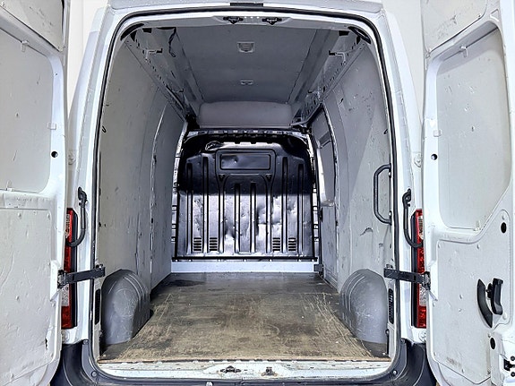 Renault Master 27 of 27