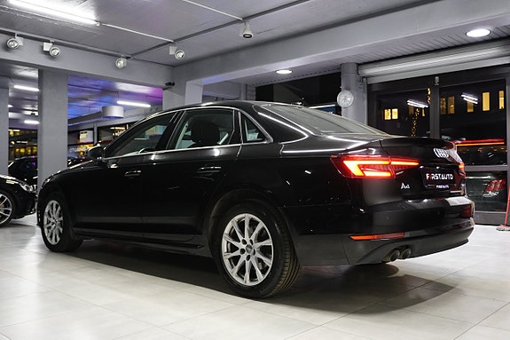 Audi A4 4 of 5