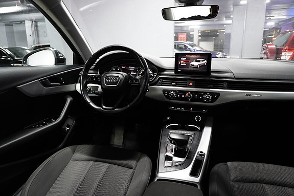Audi A4 13 of 27