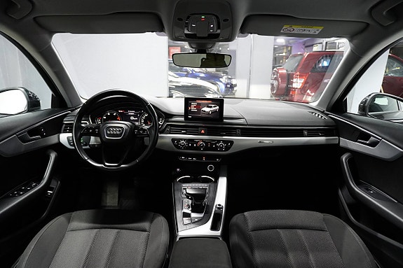 Audi A4 8 of 27