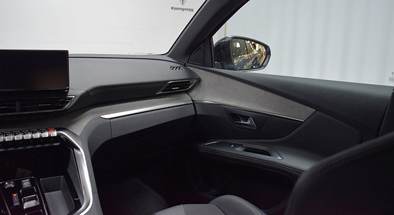 Peugeot 3008 13 of 25