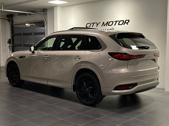 Mazda CX-80 3 of 10